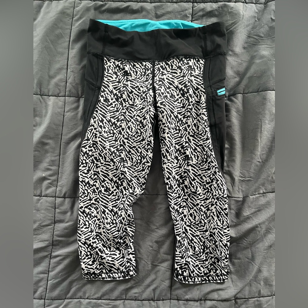Lululemon capris
